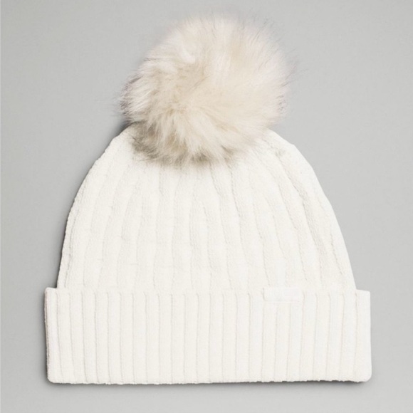 Lululemon Cable Knit Pom Beanie Hat Winter Hat Natural Ivory NWT - Picture 1 of 9